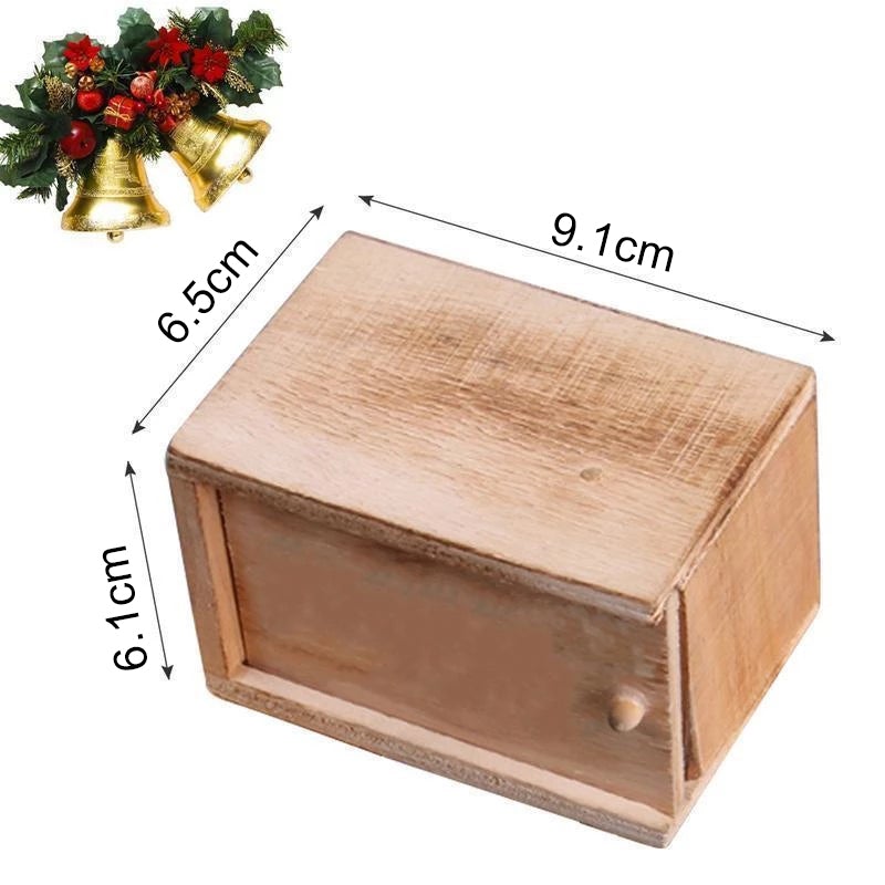 Boîte Effrayante en Bois (Style Aléatoire)