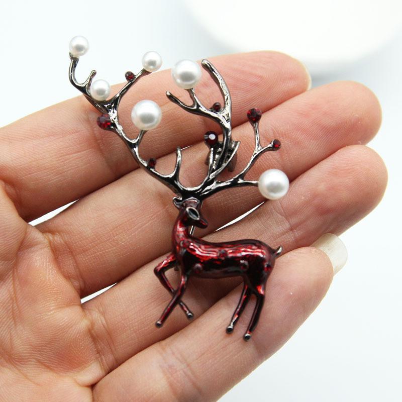 Broche de Cerf Exquis pour Dames